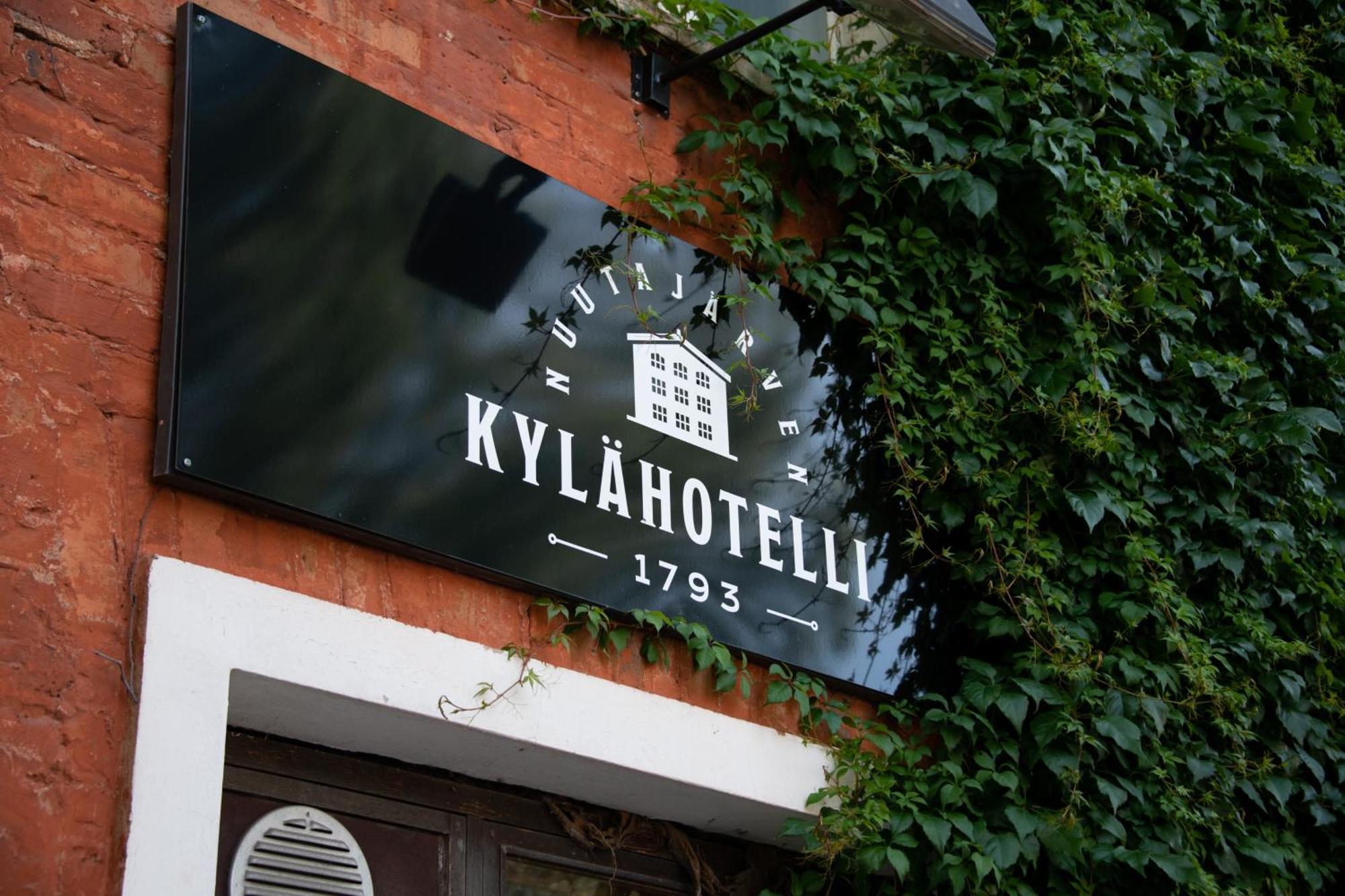 Nuutajaerven Kylaehotelli 1793 Nuutajarvi Экстерьер фото